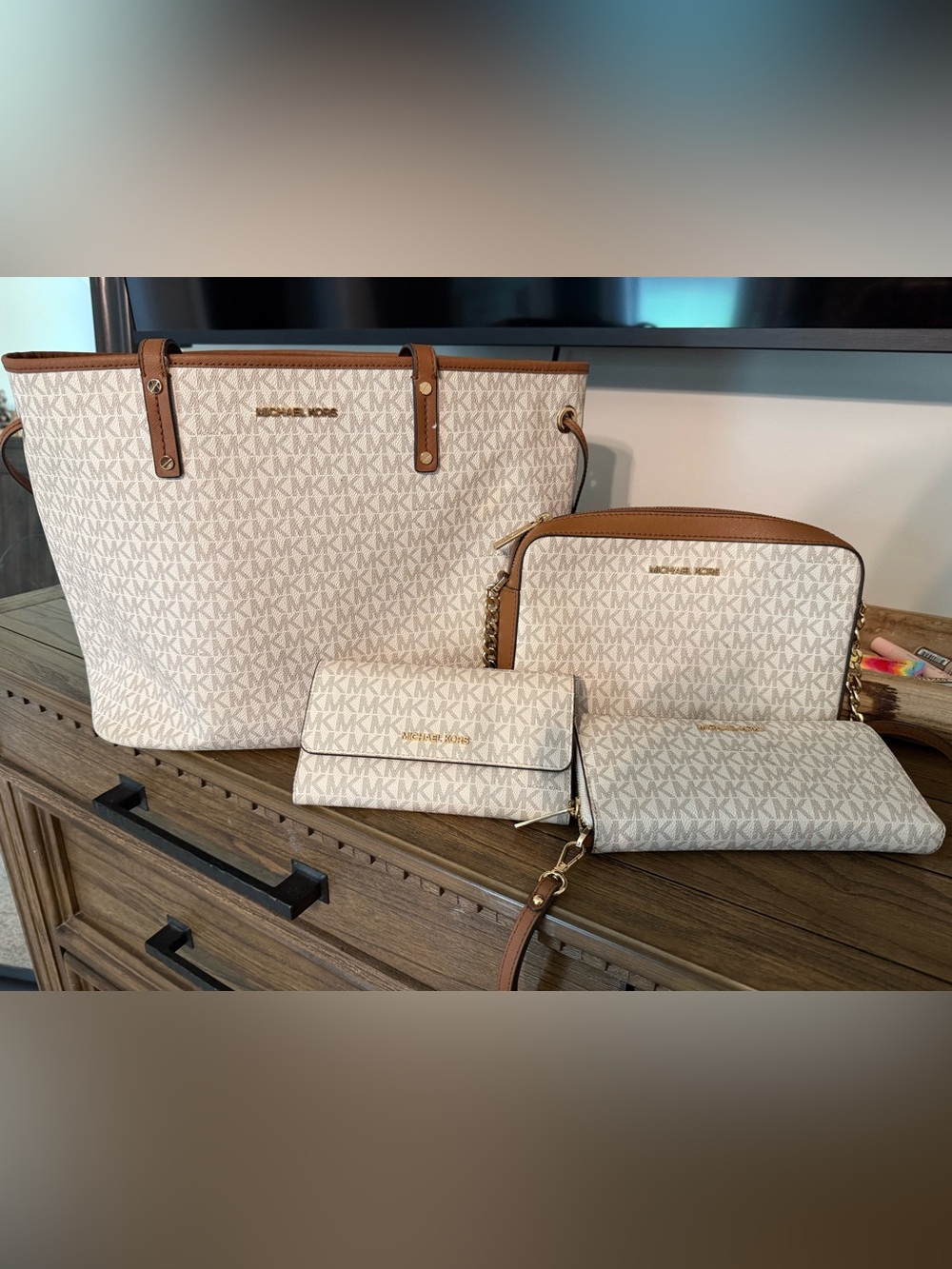 Michael Kors White & Brown Logo